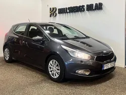 Mörkgrå (grå) Begagnad 2013 Kia Ceed Comfort Halvkombi | 44 900 kr (Marknadspris)