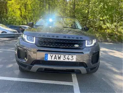 Grå Begagnad 2016 Land Rover Range Rover evoque SE SUV | 209 000 kr (Marknadspris)