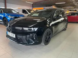 Svart Begagnad 2022 Opel Astra GS Line Halvkombi | 229 900 kr (Marknadspris)