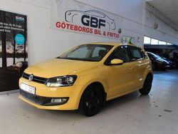 Gul Begagnad 2010 VW Polo Halvkombi | 74 900 kr (Marknadspris)