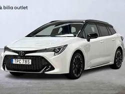 Vit Begagnad 2022 Toyota Corolla Sport Kombi | 287 900 kr (Marknadspris)