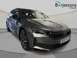 Grå Ny 2025 Skoda Octavia SportLine Kombi | 443 900 kr (Dyr)