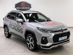 Grå Begagnad 2022 Suzuki Across SUV | 535 000 kr (Marknadspris)