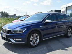 Blå Begagnad 2019 VW Passat Alltrack Kombi | 209 000 kr (Marknadspris)