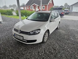 Vit Begagnad 2013 VW Golf VII Kombi | 65 000 kr (Superpris)