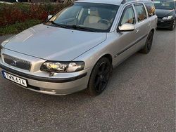 Grå Begagnad 2003 Volvo V70 Business Edition Kombi | 47 000 kr (Dyr)