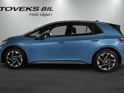 Blå (costa azul metallic black) Begagnad 2023 VW ID.3 Pro Performance Halvkombi | 379 000 kr