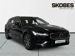 Svart Begagnad 2022 Volvo V60 Inscription Kombi | 299 400 kr (Bra pris)