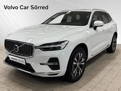 Vit Begagnad 2023 Volvo XC60 Core SUV | 494 900 kr (Bra pris)