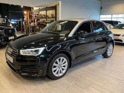 Svart Begagnad 2015 Audi A1 Sportback Sport Halvkombi | 128 000 kr (Marknadspris)