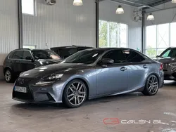 Grå Begagnad 2013 Lexus IS300h Sport Line Sedan | 198 900 kr (Lite dyr)