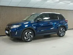 Blå Begagnad 2024 Suzuki Vitara SUV | 324 700 kr (Lite dyr)