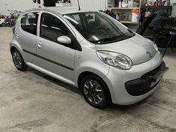 Silver Begagnad 2006 Citroën C1 Halvkombi | 15 000 kr (Marknadspris)