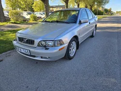 Grå Begagnad 2004 Volvo S40 Sedan | 21 500 kr (Marknadspris)