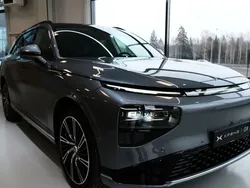 Begagnad 2023 XPENG G9 AWD Performance SUV | 902 790 kr (Marknadspris)
