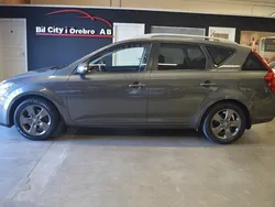 Mörkgrå Begagnad 2009 Kia Ceed 3 Kombi | 64 900 kr (Lite dyr)