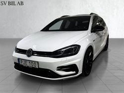 Vit Begagnad 2017 VW Golf VII R Kombi | 304 900 kr (Dyr)
