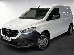 Vit (silver) Ny 2025 Mercedes Citan 110 Edition Van | 359 850 kr (Lite dyr)