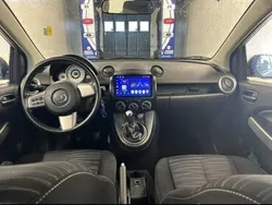 Grå Begagnad 2010 Mazda 2 Halvkombi | 29 000 kr (Bra pris)