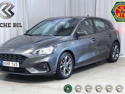 Grå Begagnad 2018 Ford Focus ST-Line Halvkombi | 144 900 kr (Marknadspris)
