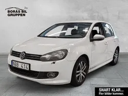 Vit Begagnad 2013 VW Golf VII Halvkombi | 69 000 kr (Marknadspris)