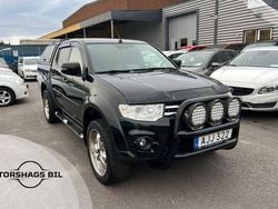 Svart Begagnad 2015 Mitsubishi L200 Pickup | 144 900 kr (Marknadspris)
