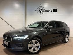 Mörkgrå (grå) Begagnad 2021 Volvo V60 CC Kombi | 249 900 kr (Bra pris)