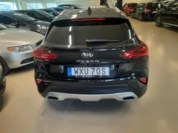 Svart Begagnad 2021 Kia XCeed SUV | 236 500 kr (Marknadspris)