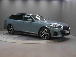 Grön Begagnad 2025 BMW 530e Kombi | 679 000 kr