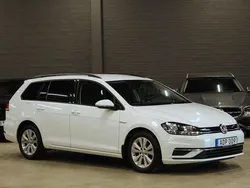 Vit Begagnad 2020 VW Golf VIII Kombi | 139 900 kr (Marknadspris)