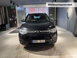Svart Begagnad 2013 Mitsubishi Outlander SUV | 89 000 kr (Lite dyr)