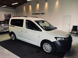Vit Begagnad 2021 VW Caddy Minibuss | 174 900 kr (Bra pris)