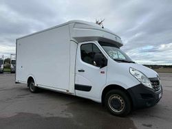 Vit Begagnad 2019 Renault Master Van | 189 000 kr