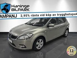 Silver Begagnad 2011 Kia Ceed Halvkombi | 59 900 kr