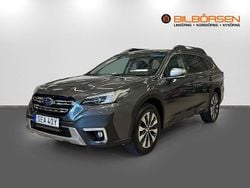 Blå Begagnad 2023 Subaru Outback SUV | 419 900 kr (Marknadspris)