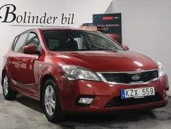 Röd Begagnad 2010 Kia Ceed EX Halvkombi | 39 800 kr (Bra pris)