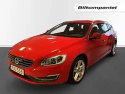 Röd Begagnad 2015 Volvo V60 Momentum Kombi | 189 000 kr (Marknadspris)