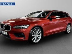 Röd Begagnad 2020 Volvo V60 Momentum Kombi | 279 900 kr (Marknadspris)