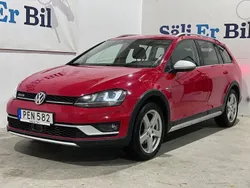 Röd Begagnad 2017 VW Golf Alltrack Kombi | 159 800 kr (Marknadspris)
