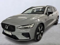 Grå Ny 2025 Volvo V60 Plus Kombi | 525 000 kr (Marknadspris)