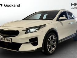 Vit (white) Begagnad 2022 Kia XCeed Advance SUV | 249 900 kr (Marknadspris)