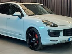 Vit Begagnad 2016 Porsche Cayenne GTS SUV | 348 000 kr