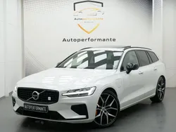 Vit Begagnad 2020 Volvo V60 R-Design Kombi | 469 000 kr