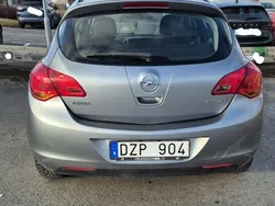 Grå Begagnad 2011 Opel Astra Enjoy Halvkombi | 35 000 kr (Bra pris)