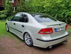 Grå Begagnad 2005 Saab 9-3 Aero Sedan | 27 000 kr (Superpris)