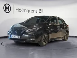 Svart Begagnad 2023 Nissan Leaf Acenta Halvkombi | 198 800 kr (Marknadspris)