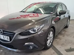 Brun Begagnad 2013 Mazda 3 Inclusive Halvkombi | 119 900 kr (Dyr)