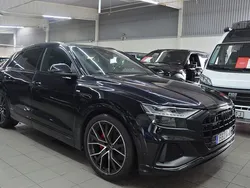Svart Begagnad 2021 Audi Q8 S-Line SUV | 689 900 kr (Superpris)