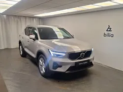 Silver Begagnad 2024 Volvo XC40 Core SUV | 349 000 kr (Marknadspris)