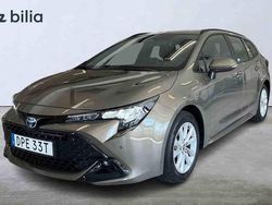 Grön Begagnad 2025 Toyota Corolla Kombi | 319 900 kr